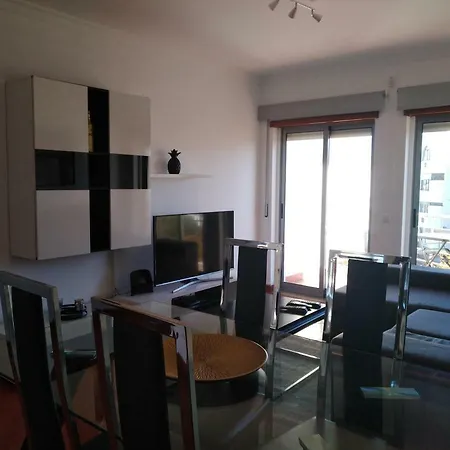 Sea View Apartament *